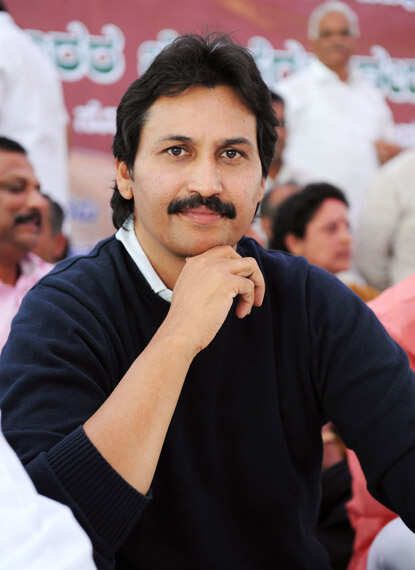 Photo - Heavyweights in the Karnataka assembly polls