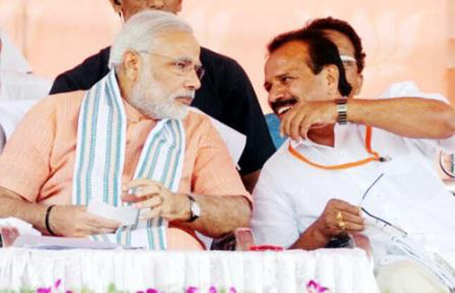 Photo - Modi campaigns in Karnataka