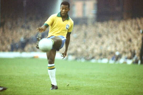Photo - Football legends who wore No. 10 jersey Photo - Football legends who wore No. 10 jersey