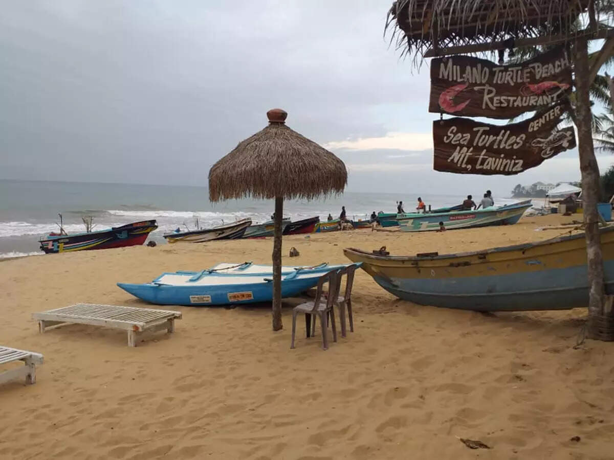 Mount Lavinia Beach