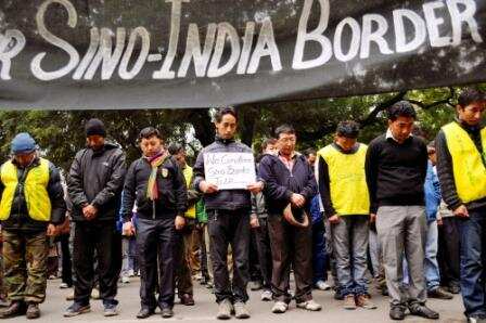 Tibetans protest India-China border talks