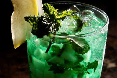 Savour Holi cocktails at Radisson Blu