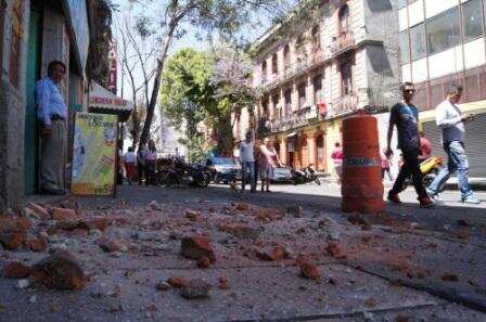 Strong earthquake rocks Mexico City