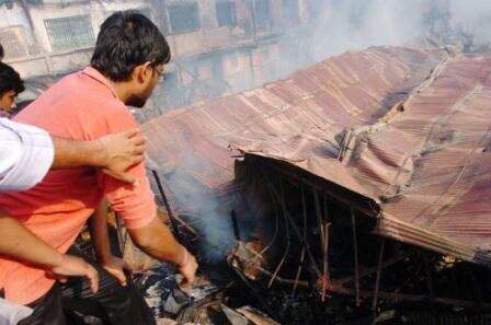 Fire at Kolkata market