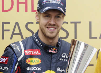 Vettel wins third successive F1 World title