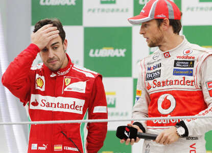 Vettel wins third successive F1 World title
