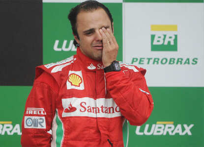Vettel wins third successive F1 World title
