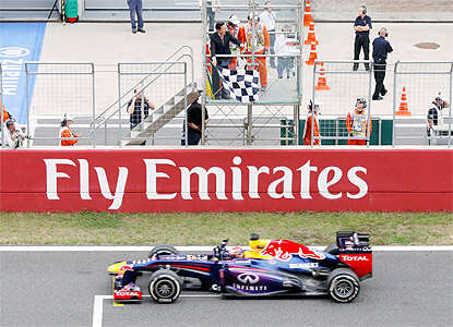 Sebastian Vettel wins Korean Grand Prix