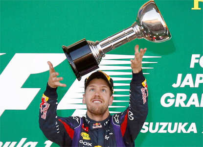 Sebastian Vettel wins Japanese Grand Prix
