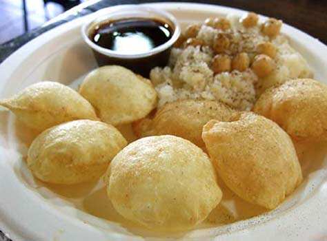 Lip-smacking Holi delicacies