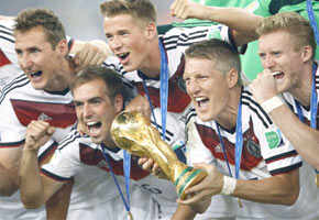 Germany beat Argentina 1-0 to become world champions