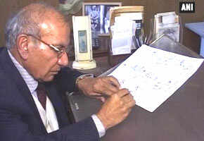 Veteran cartoonist Pran passes away at 75