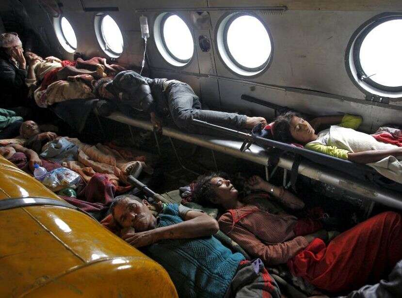 Nepal scrambles to organize quake relief, many flee capital
