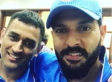 Yuvraj interviews Dhoni