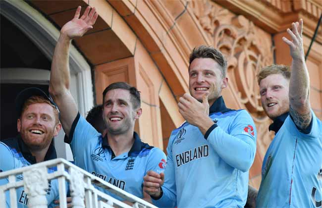 England win the cup on boundaries