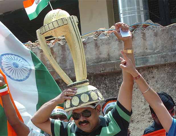 Fans and Headgears