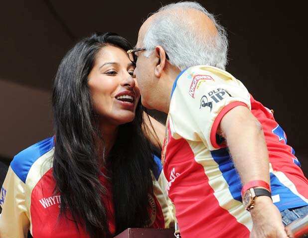 Match 69: Royal Challengers Bangalore vs Chennai Super Kings