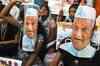Split in Team Anna, 2 members quit core committee