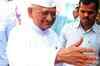Anna reacts after Pawar assaulted: 'Was it only one slap?'