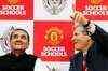 Manchester United to launch soccer school in India