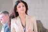 Shilpa Shetty gives a makeover to her fan