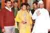 Team Anna rejects govt's proposed Lokpal draft
