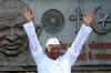 Anna Hazare begins fast in Mumbai