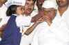 Anna Hazare ends his anti-corruption fast