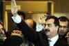 Pak SC indicts PM Gilani for contempt of court