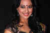 Sonakshi Sinha cries after reading 'Lootera' script