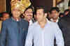 Salman's fashion faux pas at Dheeraj Deshmukh's wedding