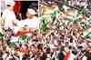Lokpal agitation: Anna fever returns to Delhi