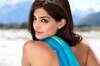 Sonam Kapoor fails to grab attention in a mall