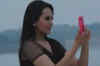 Sonakshi turns photographer on the sets of 'Rowdy Rathore'