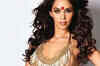 Mallika Sherawat's racy attire distracts auto driver