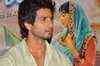 Shahid doesn't like wearing ear studs