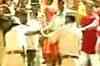 Police lathicharge commuters in Borivali