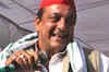 Sanjay Dutt offers kiss to Mayawati, gets FIR