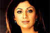Shilpa Shetty donates solar lamps in slums