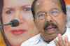 Bhopal case row: Moily slams Rajiv Gandhi's aide
