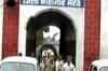 9 prisoners escape from Meerut jail