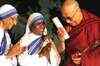 Dalai Lama receives Mother Teresa award