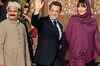 Sarkozy, Bruni visit sufi shrine at Fatehpur Sikri
