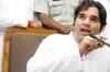 UP govt gives nod to prosecute Varun Gandhi