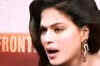Veena Malik breaks down on Pak TV