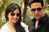 Sonakshi, Akshay enjoy mud dance in 'Joker' 