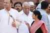 BJP leaders meet President over Karnataka crisis