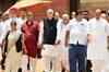 BJP meets Prez, want special Parliament session