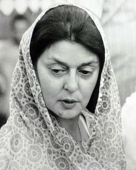 Rajmata Gayatri Devi of Jaipur dies at 90